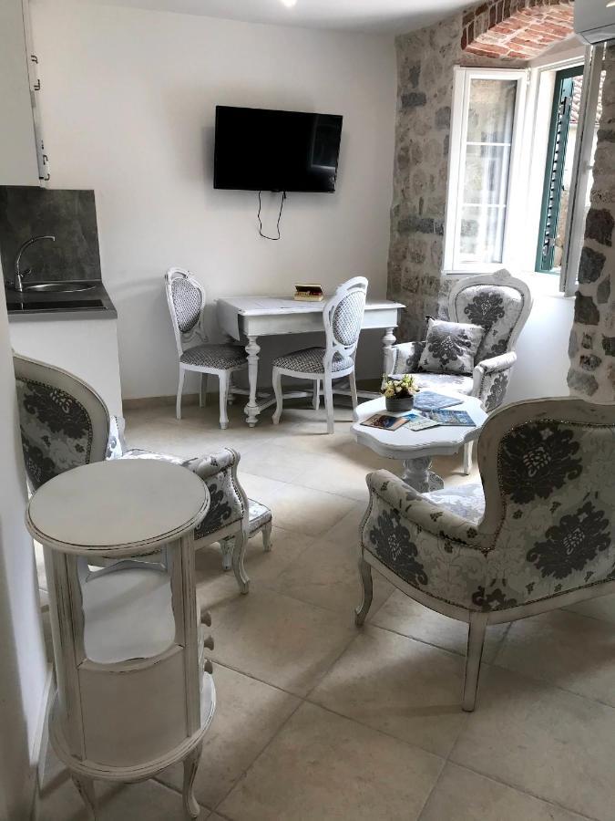 New Renovated Old Town Martiva Apartment Котор Екстериор снимка