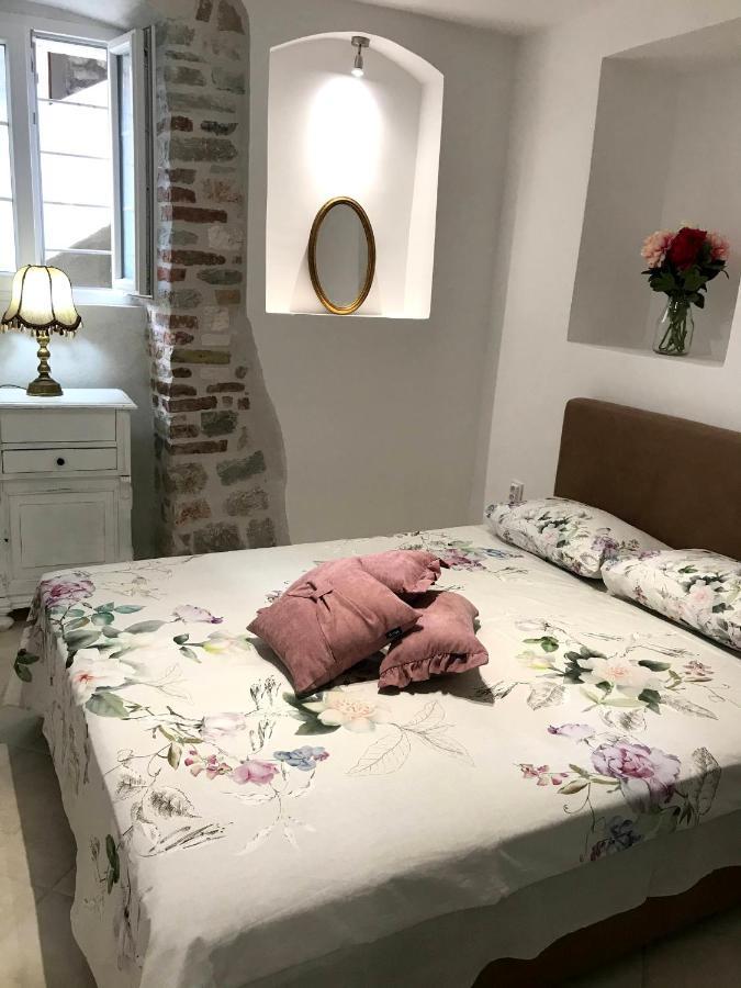 New Renovated Old Town Martiva Apartment Котор Екстериор снимка