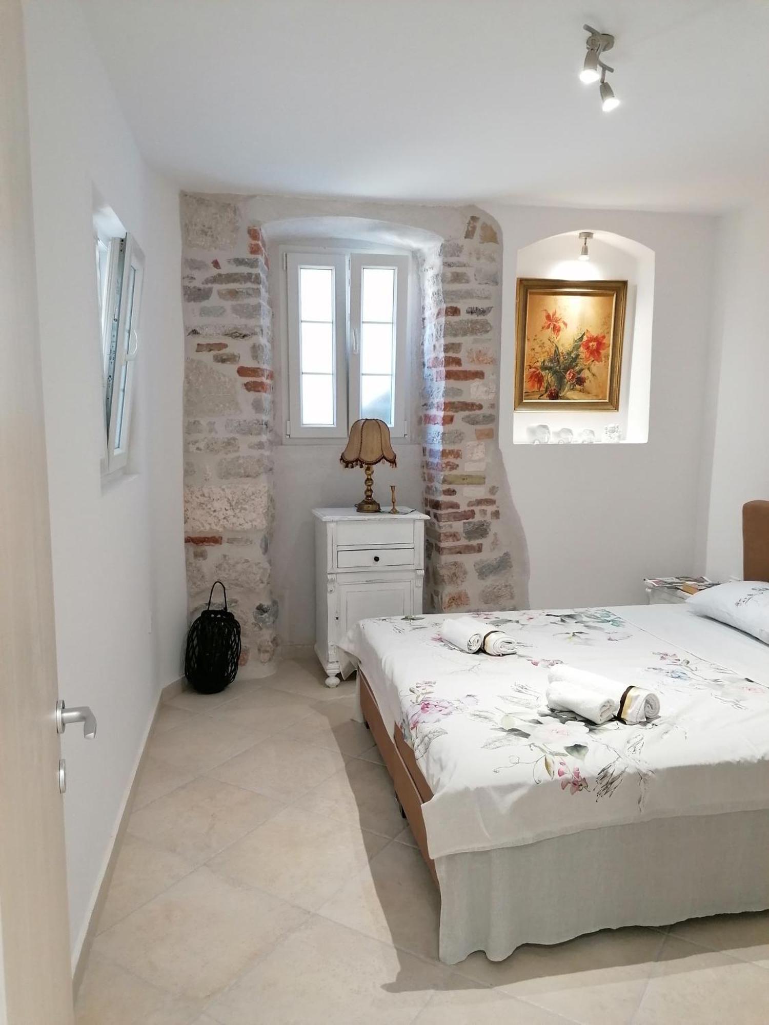 New Renovated Old Town Martiva Apartment Котор Стая снимка